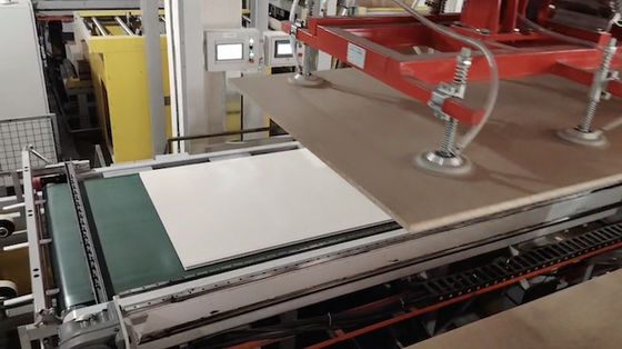 acheter Machine à pressage à chaud automatique pour porte à vide online manufacture