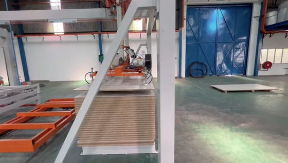 Machine de pressage à chaud pour portes composites à cycle court de 120 feuilles par heure