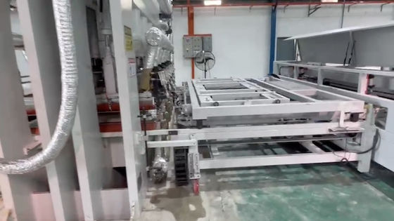 Machine de pressage à chaud à court cycle de laminage de mélamine de planche de bois